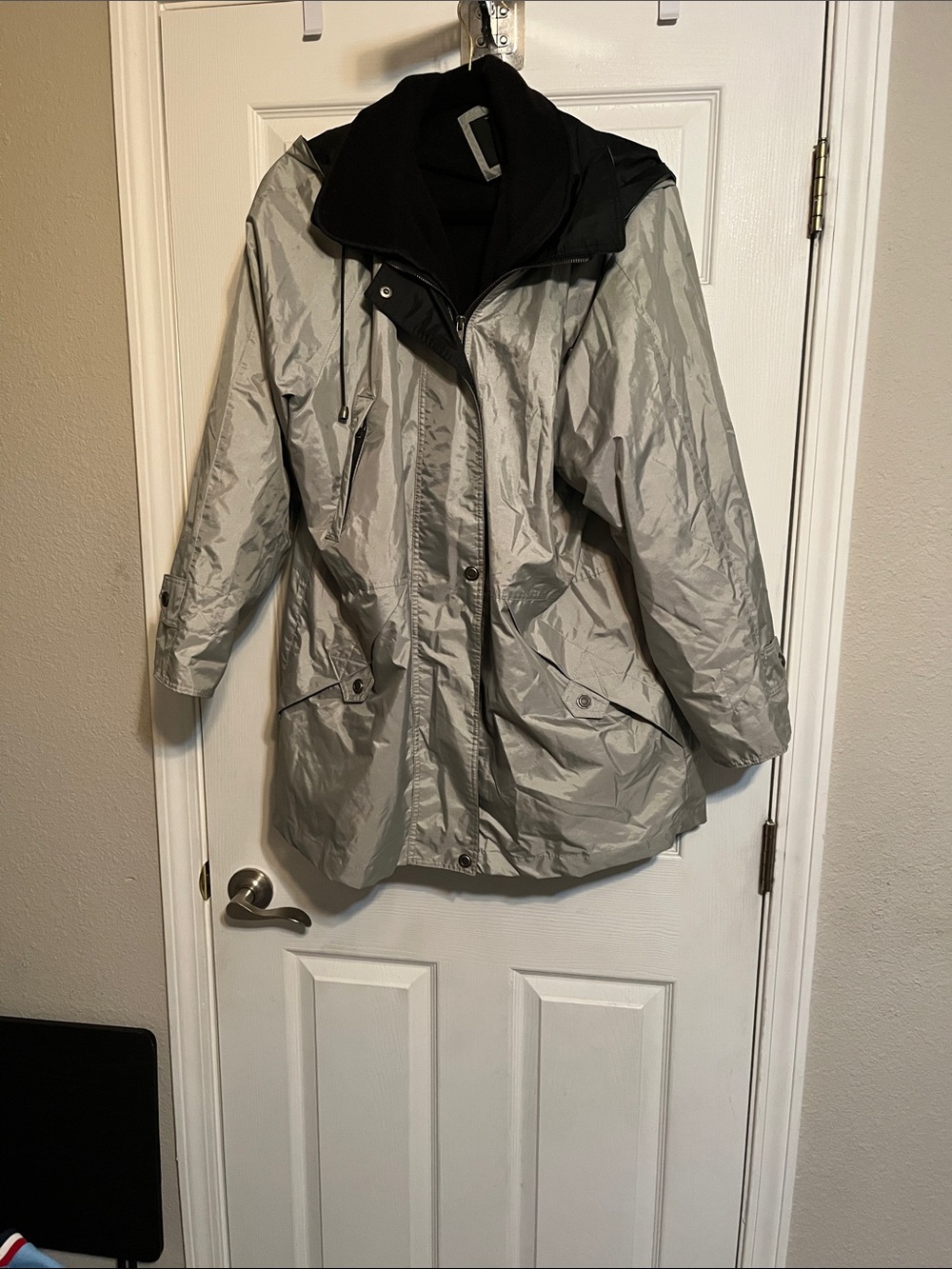 Mulberry Street Silver jacket with black lining